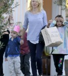 Naomi Watts Takes The Boys Shopping