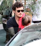Orlando Bloom Takes His Son To Lunch