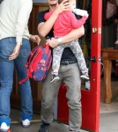 Orlando Bloom Takes His Son To Lunch