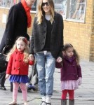 Sarah Jessica Parker Takes Her Girls To School