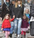 Sarah Jessica Parker Takes Her Girls To School