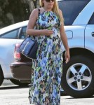 Semi-Exclusive... Pregnant Busy Philipps Dines In West Hollywood