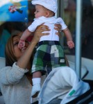 Tia & Tamera Mowry Film Their Reality Show At Menchies