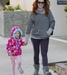 Exclusive... Alyson Hannigan and Satyana Go Shopping