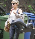 Elsa Pataky Visits A Friend In Hollywood