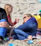 Heidi Klum Takes Her Kids To The Beach