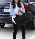 Pregnant Jenna Dewan Shops In LA