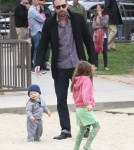 Ben & Jen Takes The Kids To A Park