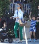 Jessica Alba And Her Girls Leaving Le Pain Quotidien