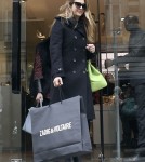 Mother Daughter Shopping Day for Jessica Alba and Honor in Paris