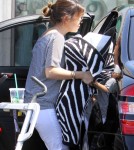 Kourtney Kardashian And Family Out For Lunch