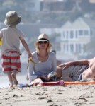 Naomi Watts & Family Enjoy A Day At The Beach