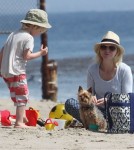 Naomi Watts & Family Enjoy A Day At The Beach