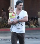 Exclusive... Chris Hemsworth & Family Grocery Shopping At Whole Foods