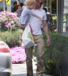 Exclusive... Eric Dane Stops For Lemonade With His Daughter