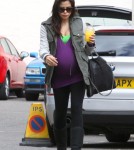 Exclusive... Pregnant Jenna Dewan Stays Healthy In London