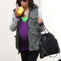 Exclusive... Pregnant Jenna Dewan Stays Healthy In London