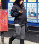 Pregnant Jenna Dewan Shops In Primrose Hill