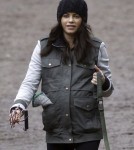 Jenna Dewan Tatum Takes Her Baby Bump and Her Dogs For a Walk in London