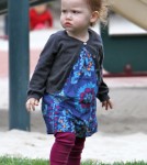 Jessica Alba And Family Go To The Park