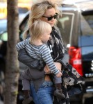 Kate Hudson & Son Bingham Out In New York