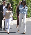 Kim Kardashian Helping A Friend Look For A House