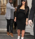 Kim Kardashian & Kanye West Shopping In NYC