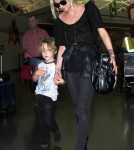 Ashlee Simpson & Son Bronx Arriving On A Flight In New York