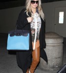 Fergie Arriving On A Flight At LAX