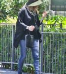 Pregnant Fergie Goes To Church