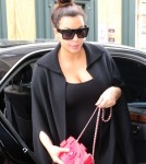 Kim Kardashian & Kris Jenner Lunch In Paris