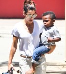 Sandra Bullock Picks Louis Up From School