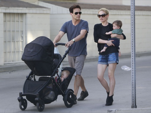 Exclusive... Anna Paquin And Family Out To Eat In Venice
