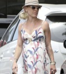 Exclusive... Picnic Day for Pink and Family