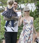 Exclusive... Picnic Day for Pink and Family