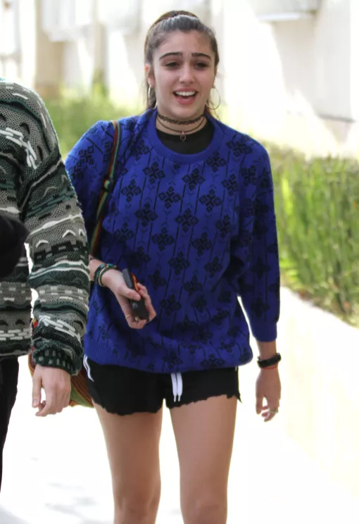 Lourdes Leon Out For Lunch At Il Pastaio