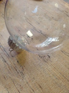 Vacation Craft: A Holiday Memory Globe to Preserve Your Precious Vacation Memories