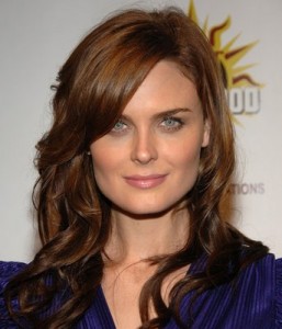 Bones Star Emily Deschanel Is Pregnant! | Celeb Baby Laundry