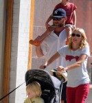 Naomi Watts and Liev Schreiber with their children Alexander and Samue