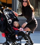 Bethenny Frankel explores NYC, NY on October 18, 2011 with her daughter, little Bryn Hoppy!