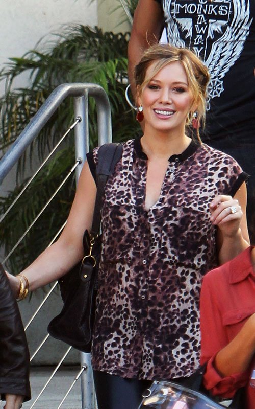 Pregnant Hilary Duff Visits Chelsea Lately
