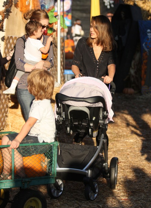 Jessica Alba at Mr. Bones Pumpkin Patch in Los Angeles, California on October 17, 2011 with her daughters Honor and Haven Warren.