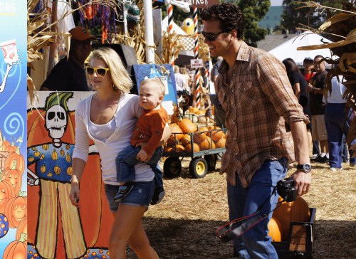 Ali Larter enjoyed a sunny day at Mr. Bones Pumpkin Patch in Los Angeles, California on October 15, 2011 with her family.