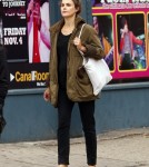 keri Russel runs errands in NYC, NY on October 13, 2011 where she showed off her growing baby bump