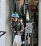 Gwen Stefani and her son Kingston Rossdale made their way out of a local toy store in Primrose Hill, London on October 20, 2011.