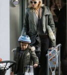 Gwen Stefani and her son Kingston Rossdale made their way out of a local toy store in Primrose Hill, London on October 20, 2011.