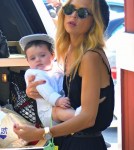 Rachel Zoe and her husband Rodger Berman take their baby son Skylar to the Brentwood Country Mart.