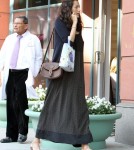 Pregnant Emma Heming, (wife of Bruce Willis) stops by a medical building in Beverly Hills.