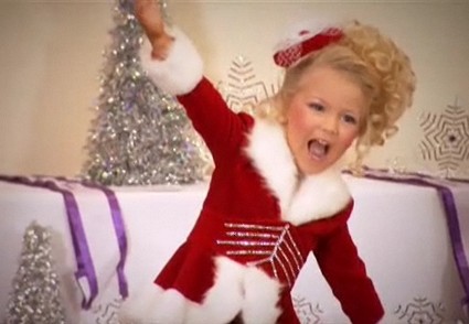 Toddlers & Tiaras Returns For A Christmas Special