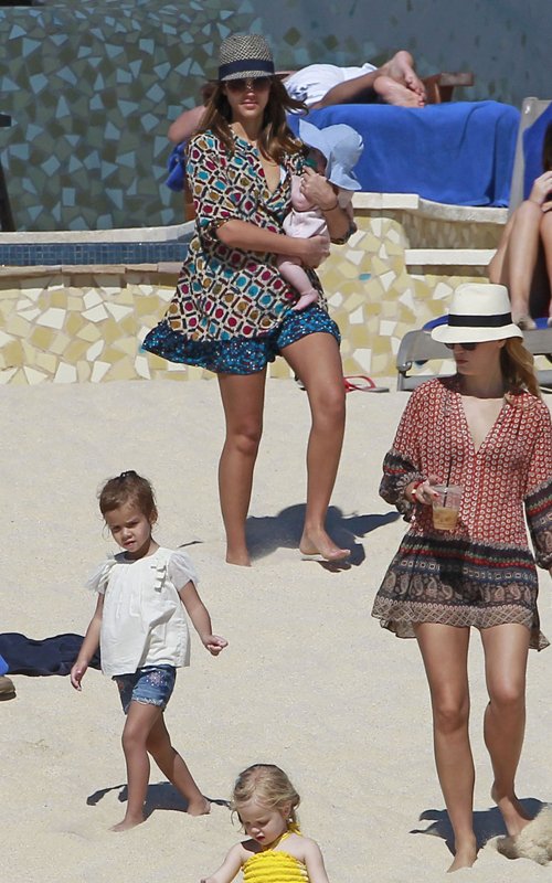 Jessica Alba spending the day at the beach with her two daughters Honor ...